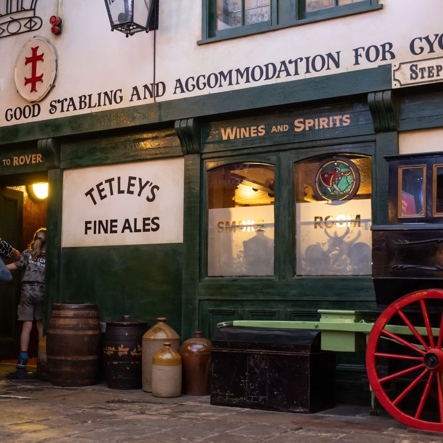Abbey House Museum – Victorian Leeds Experience (Kirkstall)